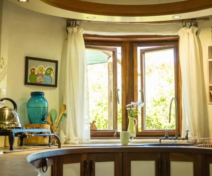 Half Moon Hollow Eco Cottage Mossel Bay Eksteriør bilde
